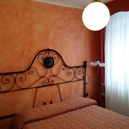Hotel Diana