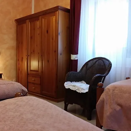 Hotell Diana Cerreto Laghi