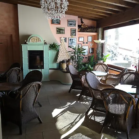 Hotell Diana Cerreto Laghi