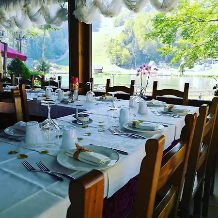 Hotell Diana Cerreto Laghi